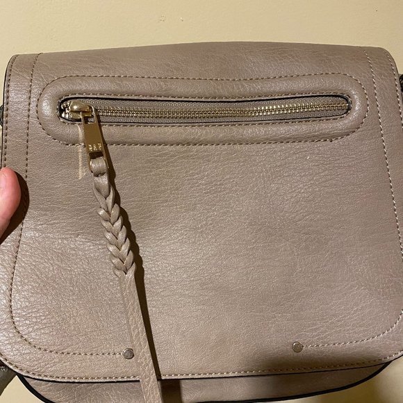Gap Izzy Tan Crossbody - Picture 2 of 5